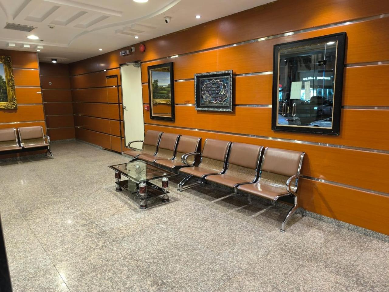 واحة المدينة للشقق الفندقيه Medína Exteriér fotografie